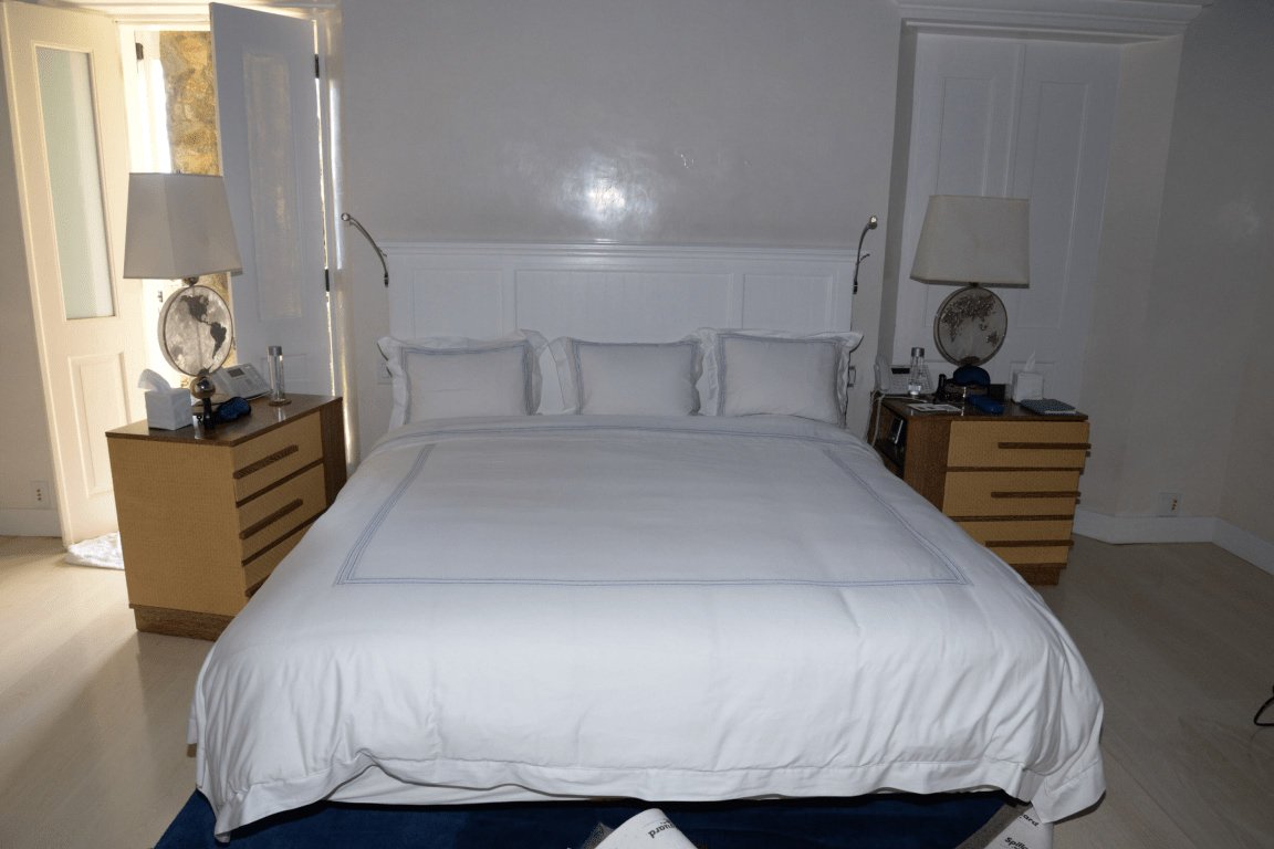 Tempat Tidur