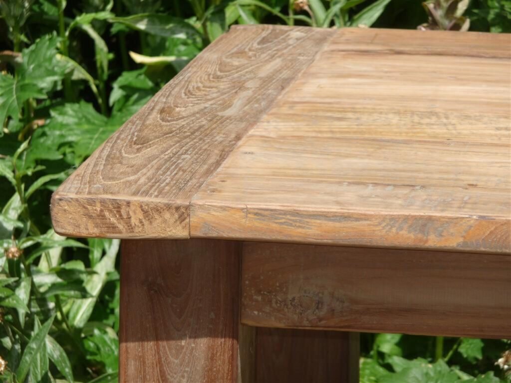 Tips Merawat Furnitur Kayu Agar Awet Bertahun-tahun
